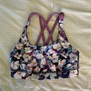 Lululemon Energy Bra - size 6